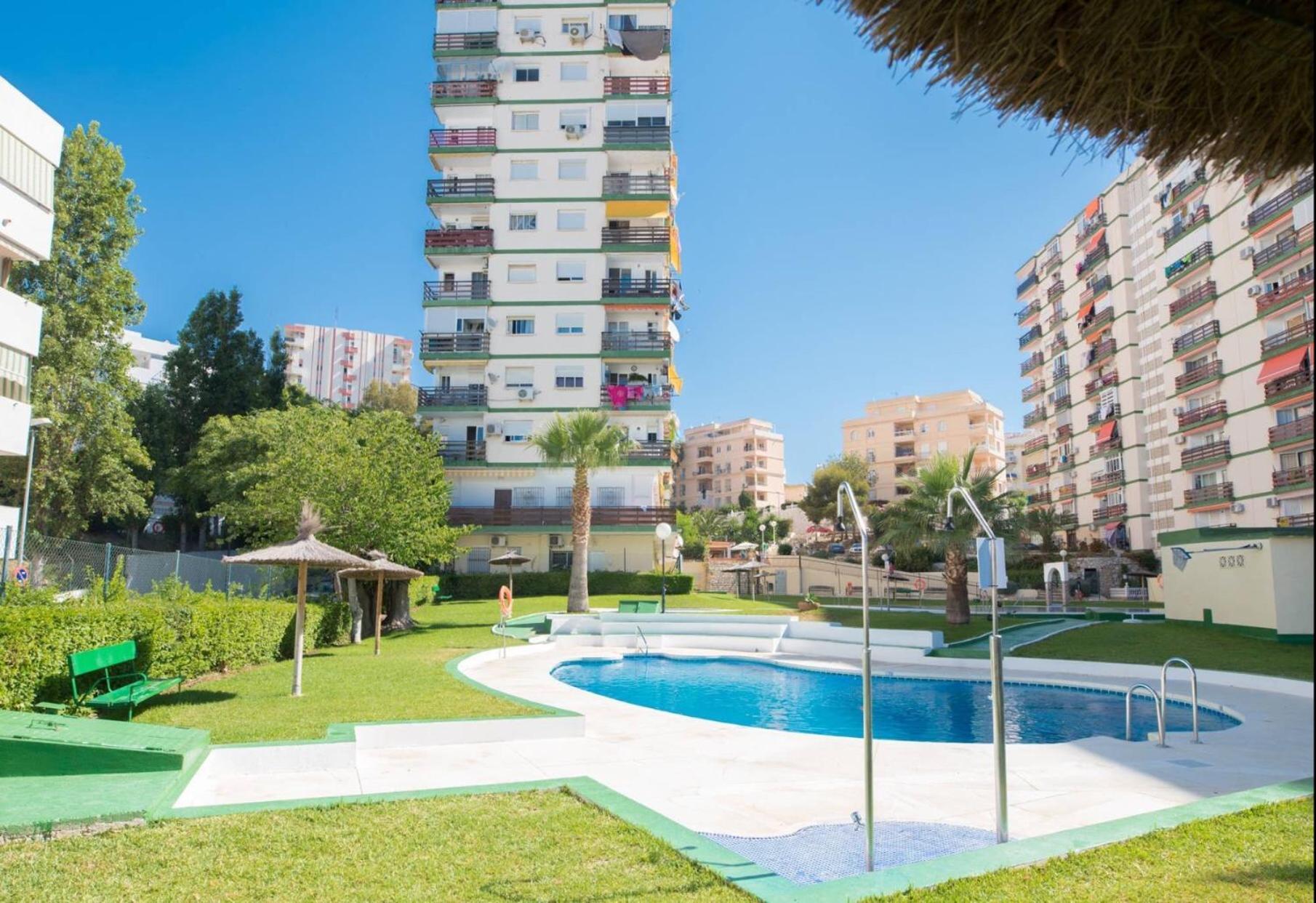 Benalmadena - New Nordic Style & Sunny Studio Buitenkant foto