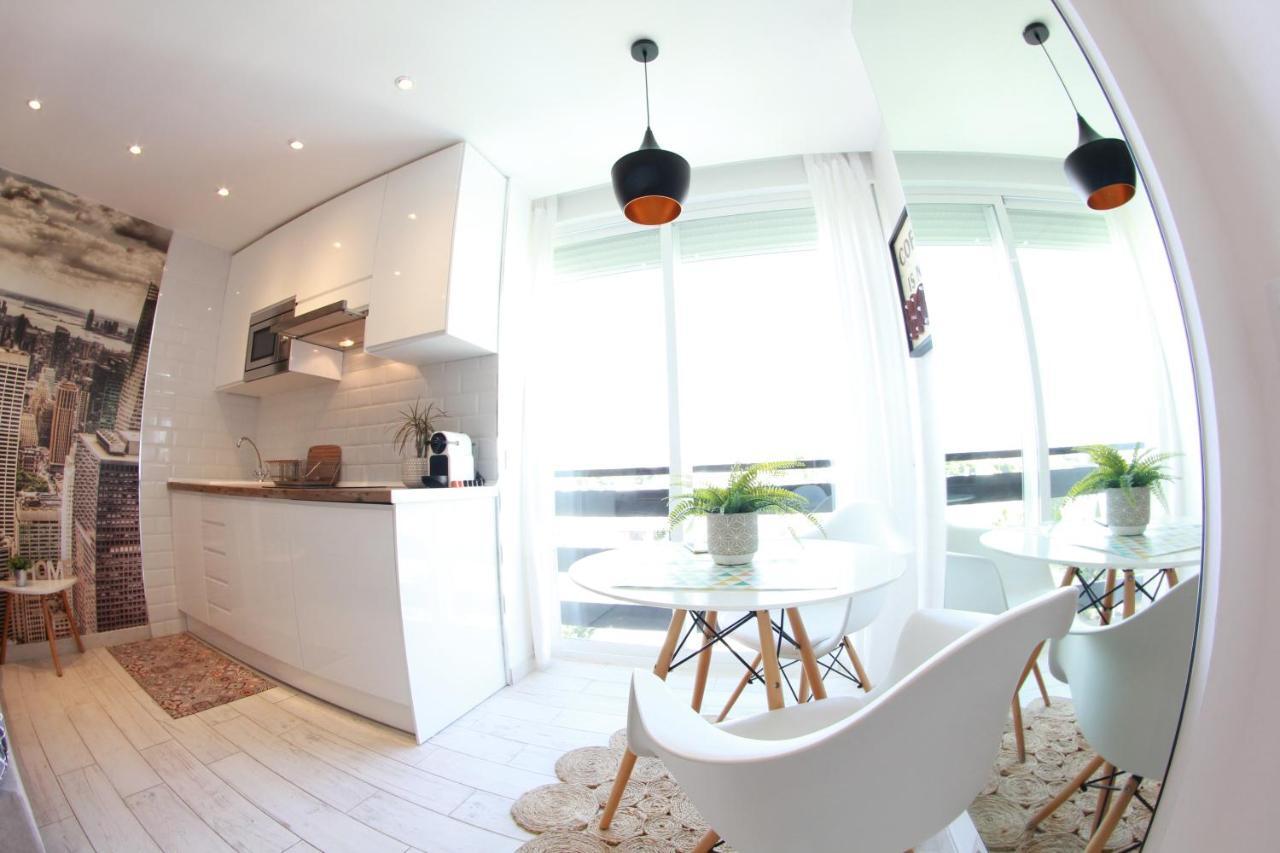 Benalmadena - New Nordic Style & Sunny Studio Appartement Buitenkant foto